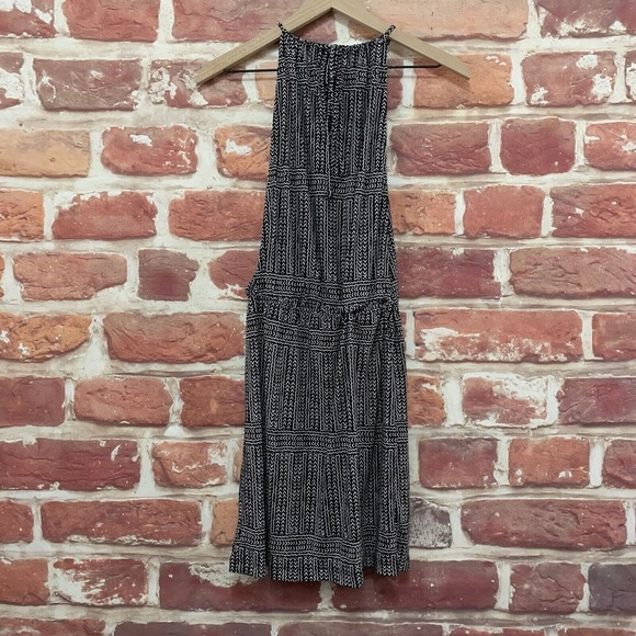 Bcbgeneration Dress Women's Medium Black White Abstract Stretchy Sleeveless - Picture 2 of 8